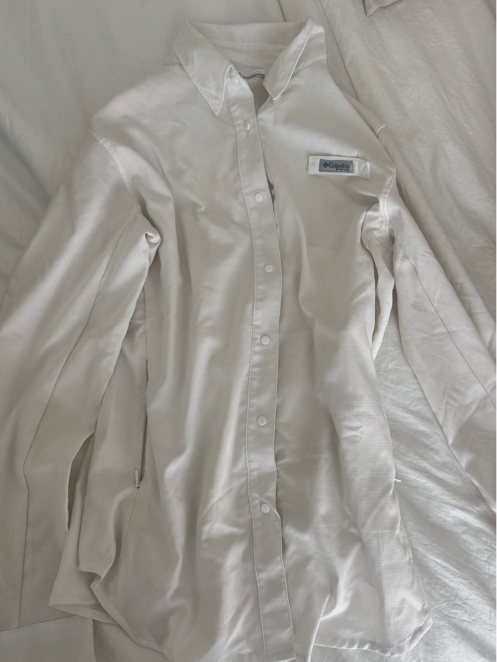 Columbia White Casual Button-Down Shirt